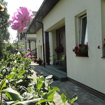 Dom Artusa Ustka Ngoại thất bức ảnh
